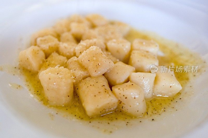 Gnocci Picata